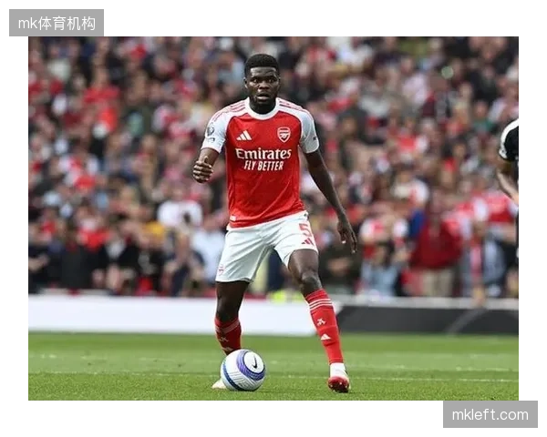 高持球率带来后防隐患，加纳队需提升帕尔特伊出球线路的保护。
